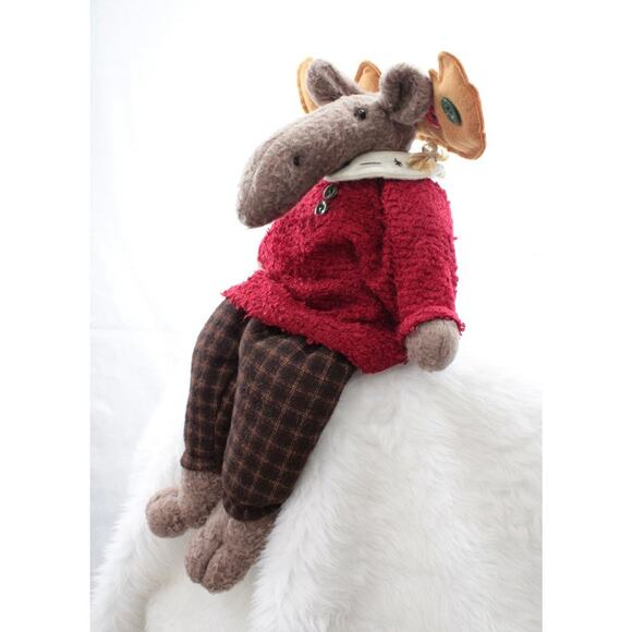 Moose Plush Shelf Sitter Rustic Cabin Christmas Weighted Bottom Dangling Legs - Picture 3 of 9
